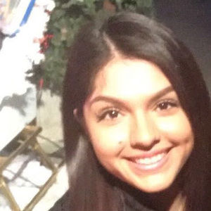 Meet your Posher, Alondra